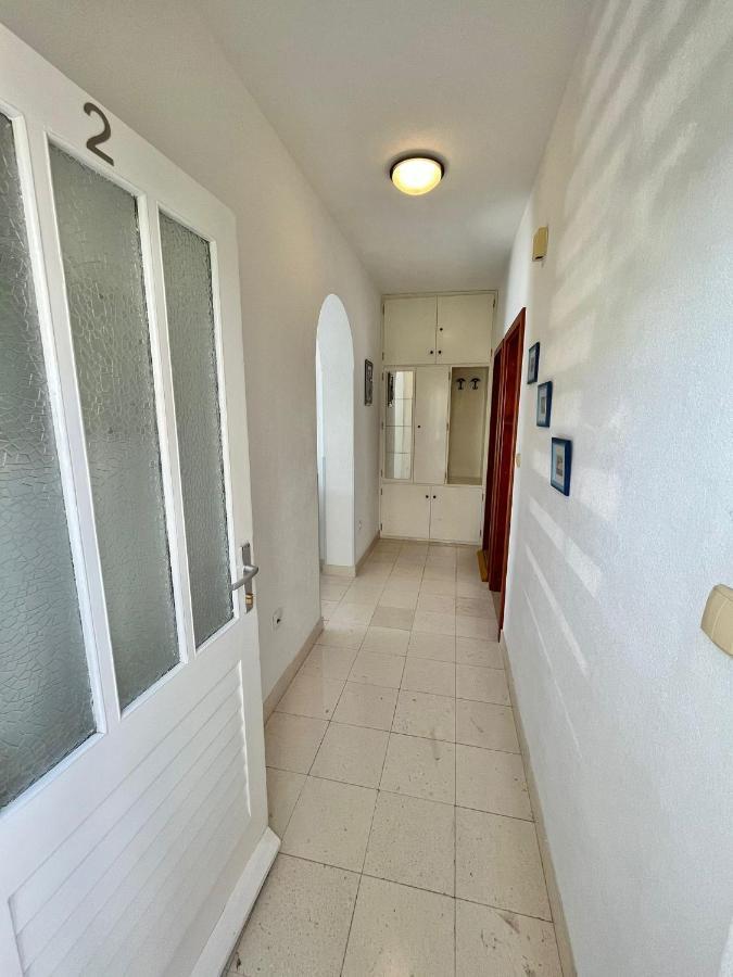 Apartment Merlin Bol Bagian luar foto